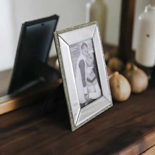 4 x 6 Mirrored Freestanding Photo Frame With Crystal Detail